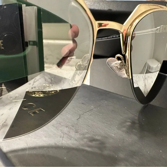 Versace sunglasses - Picture 7 of 7